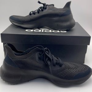 adidas Women's Futurenatural Running Shoe size 10 black